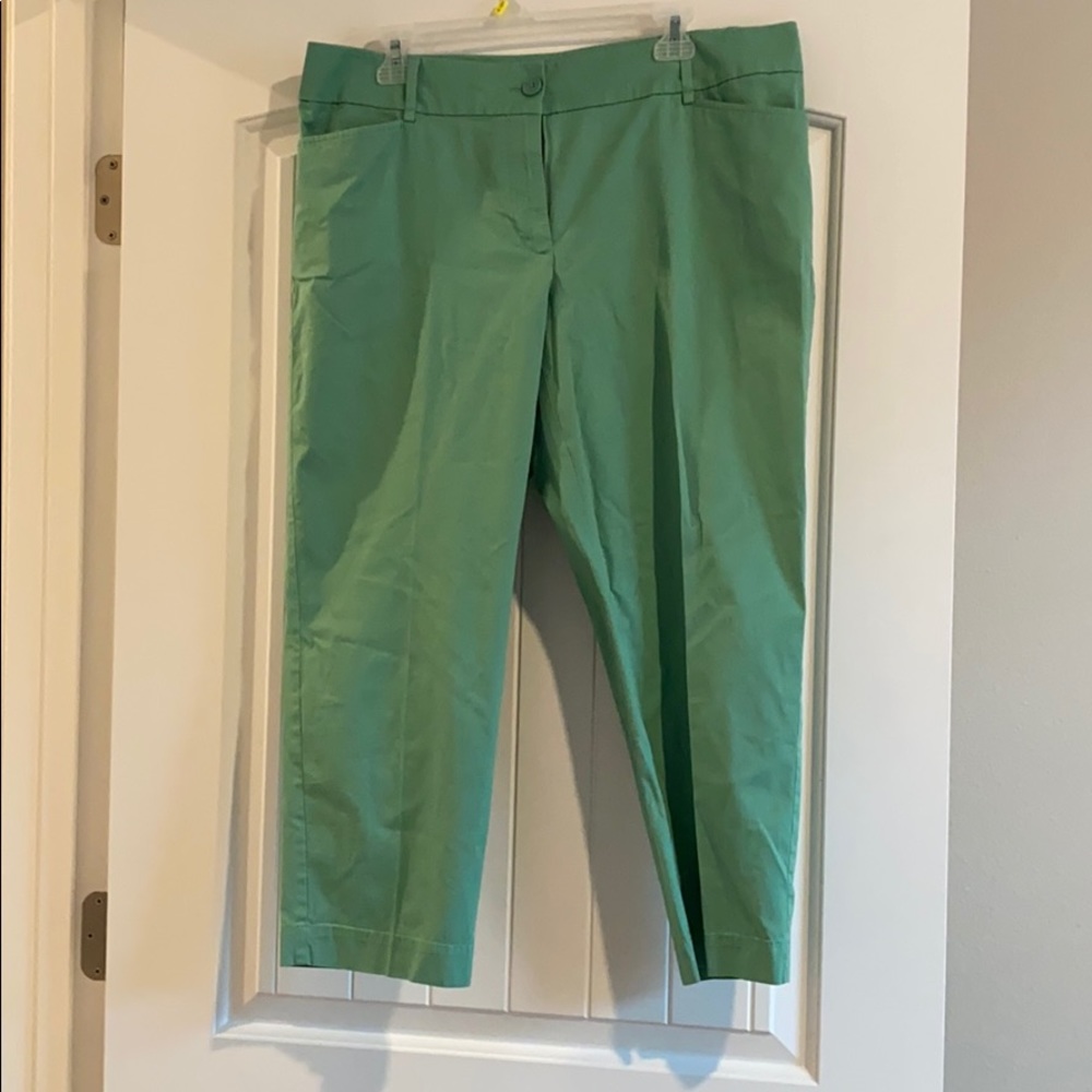 Green Dress Capris
